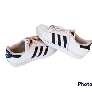 Adidas classic shell toe sneakers
